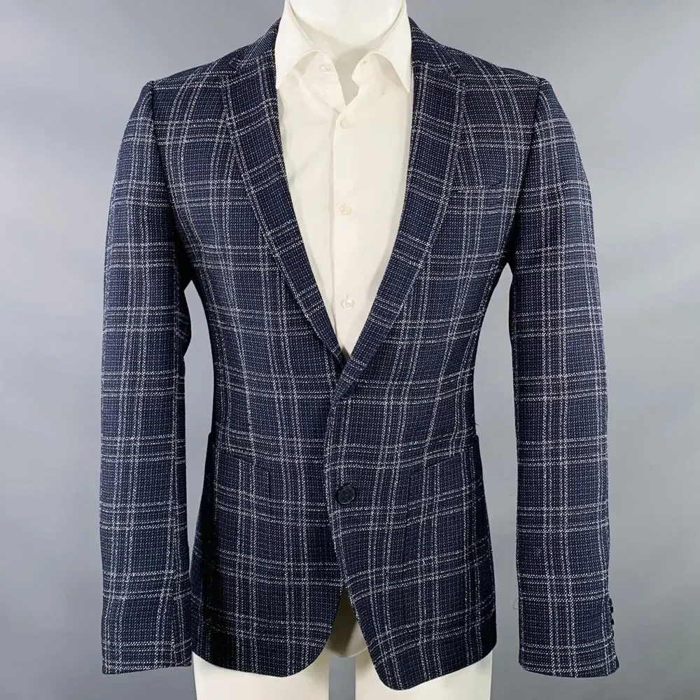 HUGO BOSS Size 40 Navy White Plaid Virgin Wool Blend Sport Coat